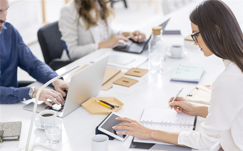 网站SEO优化(huà)中(zhōng)锚文本怎样做—东莞酷余收集(jí)